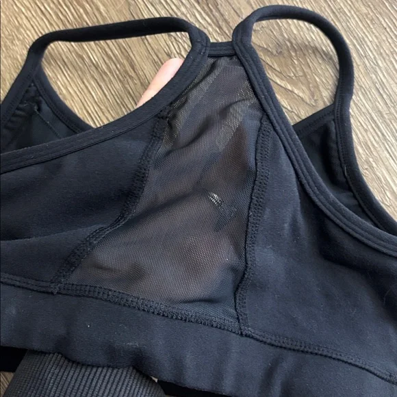 Lululemon Athletica Black Flow Y Racerback Sports Bra - Picture 4 of 4